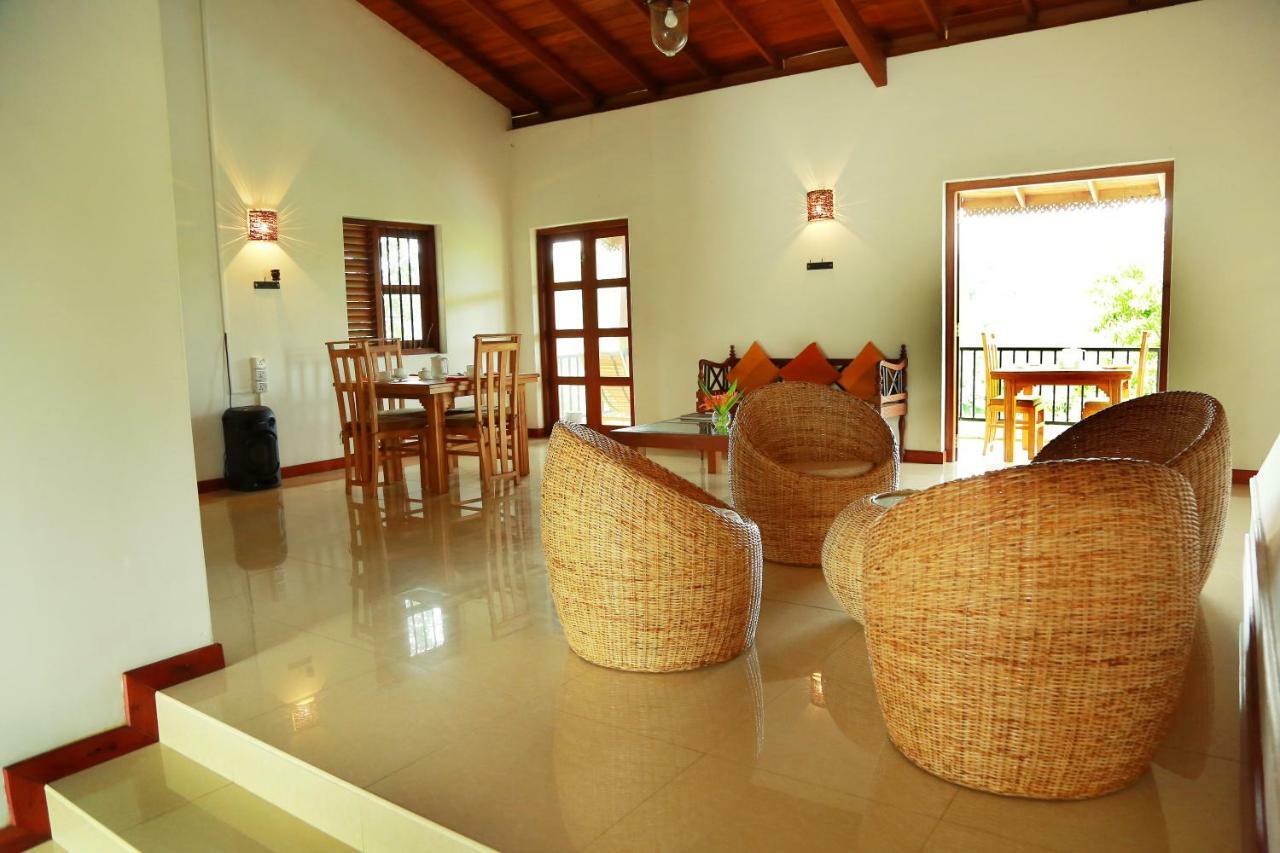 Ambepussa Villa 61 מראה חיצוני תמונה