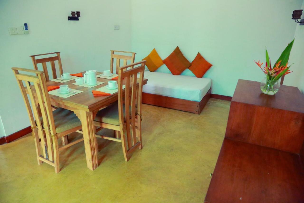 Ambepussa Villa 61 מראה חיצוני תמונה